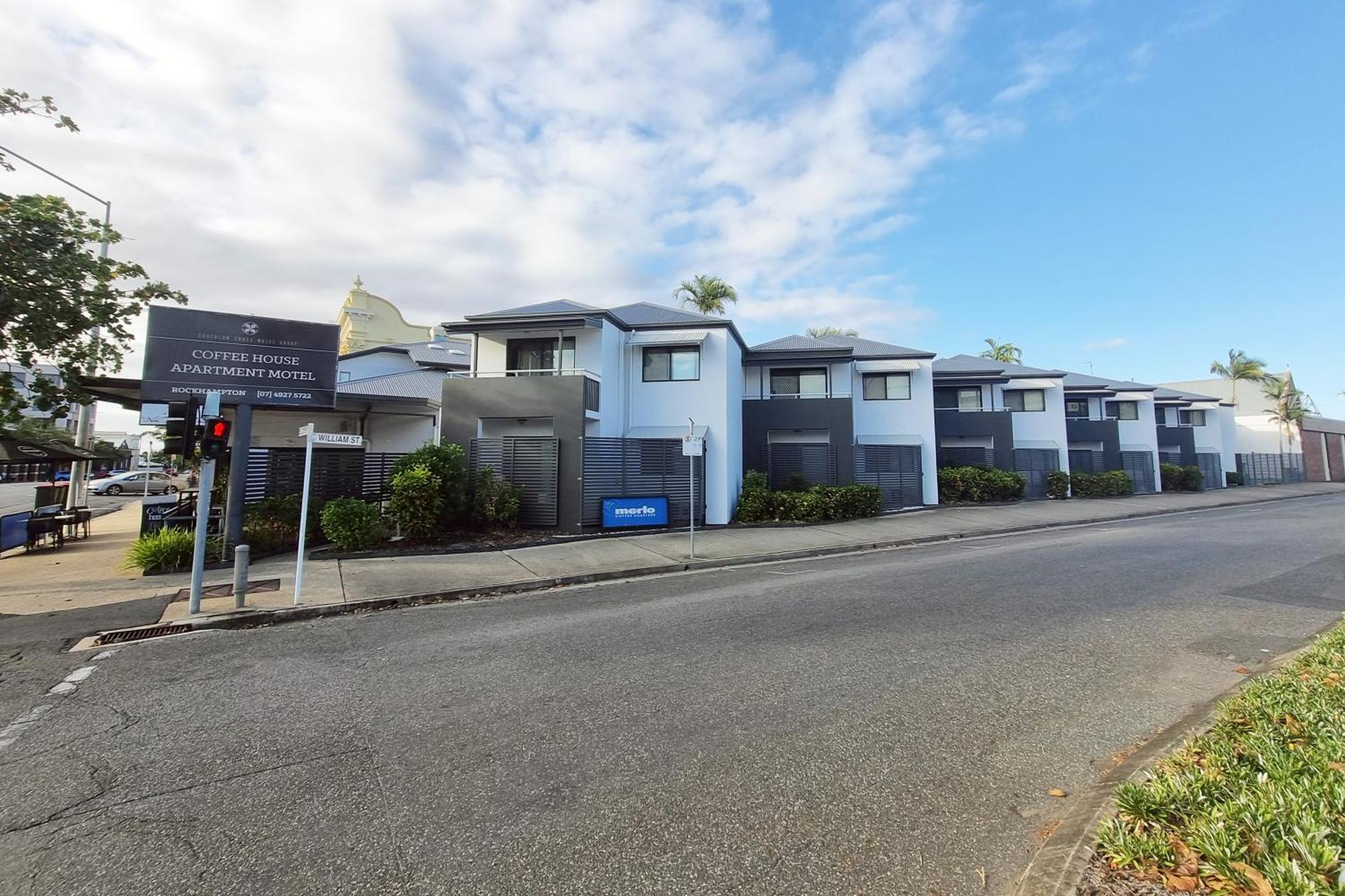 Coffee House Apartment Motel Rockhampton Exteriör bild