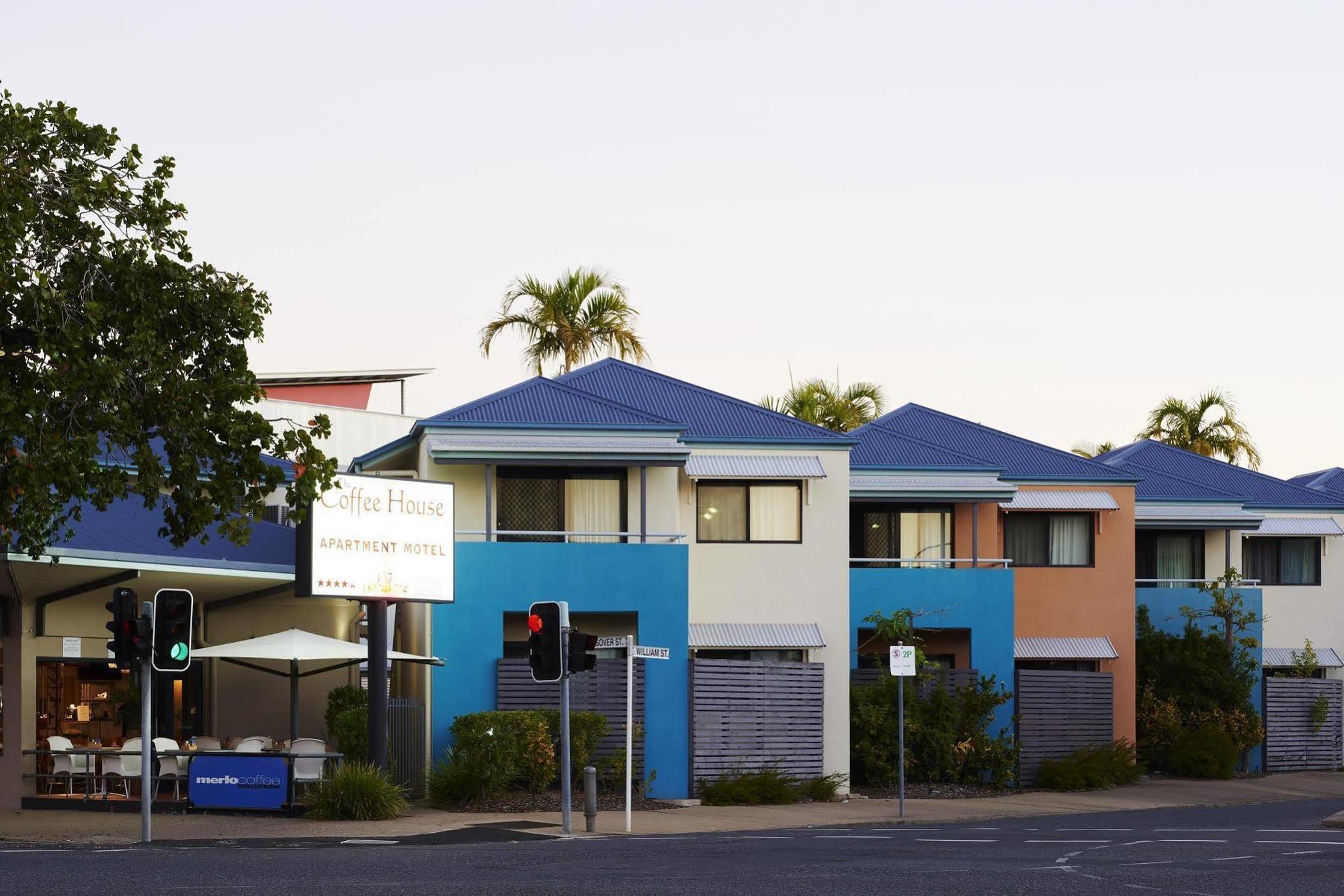 Coffee House Apartment Motel Rockhampton Exteriör bild