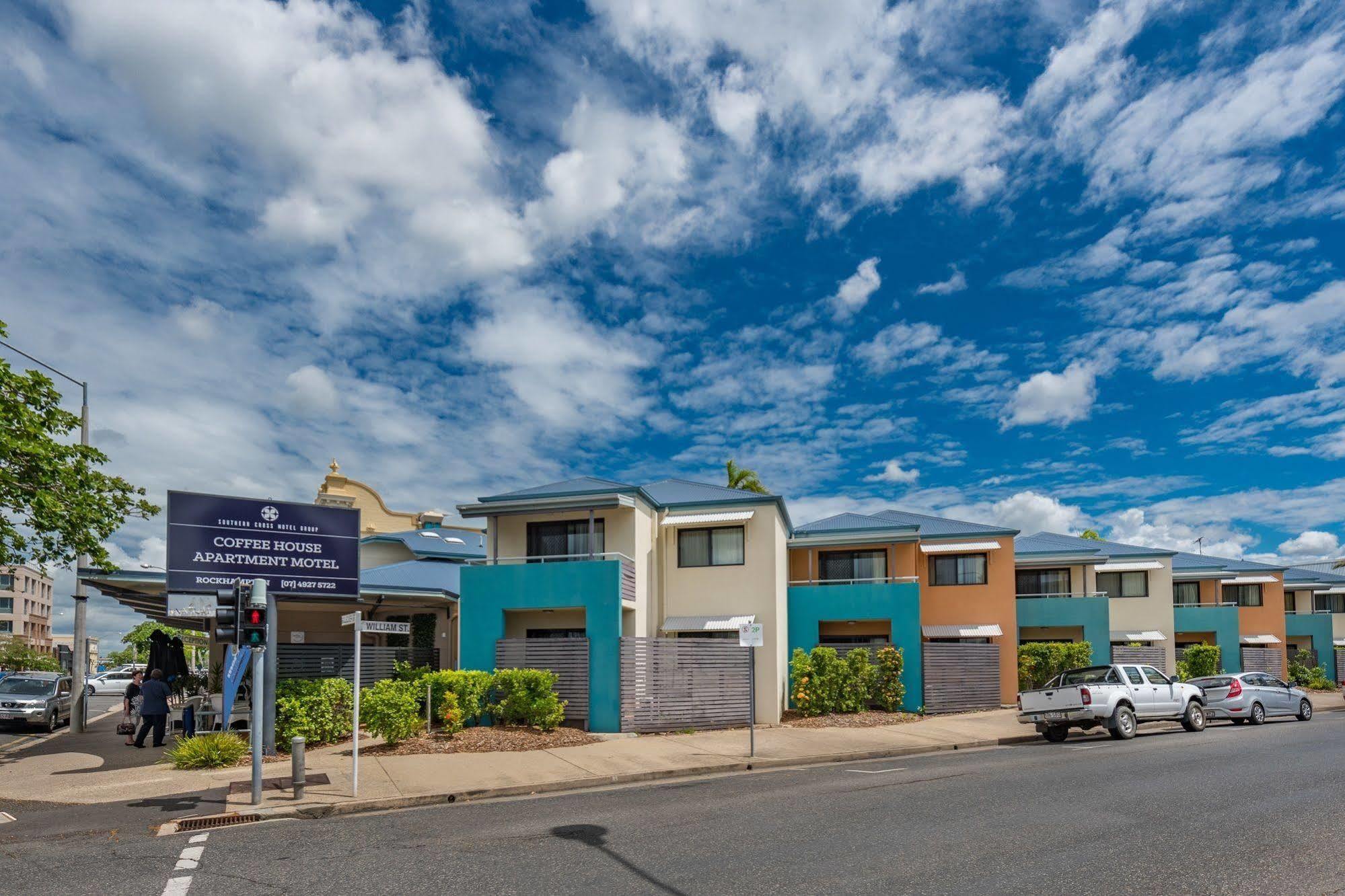 Coffee House Apartment Motel Rockhampton Exteriör bild